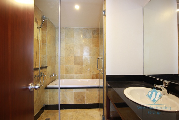 Cosy 03 bedrooms apartment with stunning lakeview for rent in Tay Ho, Ha Noi